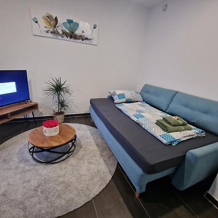 Exklusive Ferienwohnung In Lingen Holthausen 2Zim, 2Badez,Kueche,Balkon,Waschmaschine Buitenkant foto