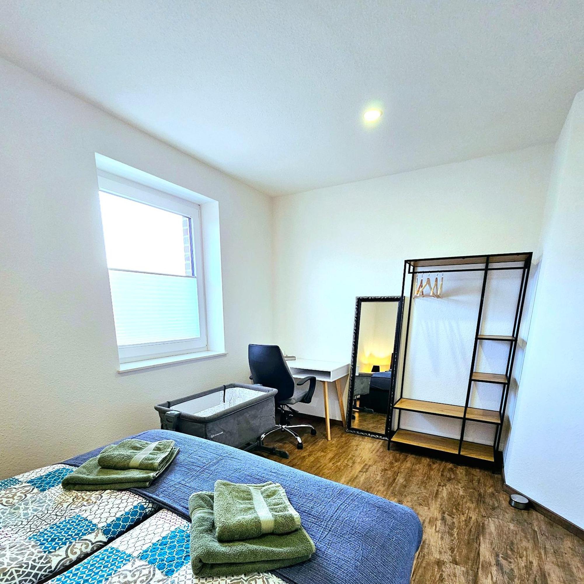 Exklusive Ferienwohnung In Lingen Holthausen 2Zim, 2Badez,Kueche,Balkon,Waschmaschine Buitenkant foto